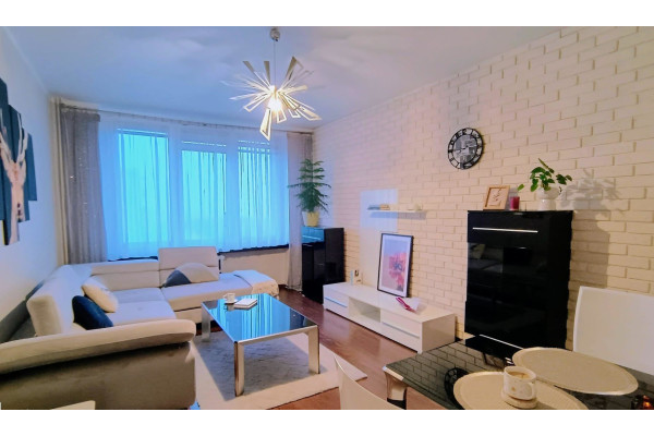 śląskie, Tychy, D, Dębowa, Tychy D ⭐️ Dębowa ⭐️ 52m - 2 pokoje + balkon + Do wejścia / Winda