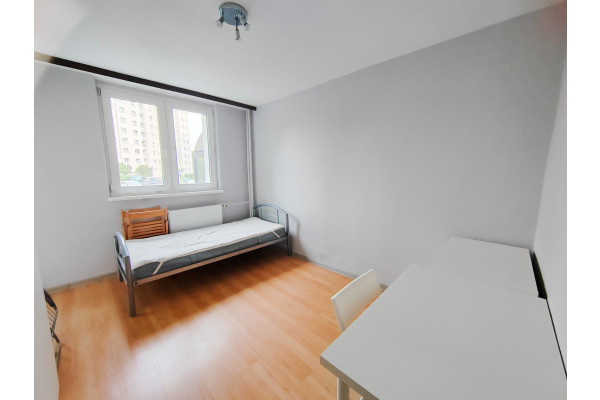 Warszawa, Targ&oacute;wek, Goławicka, Targ&oacute;wek ul. Goławicka ⭐4 pok.+ kuchnia Metro 3min