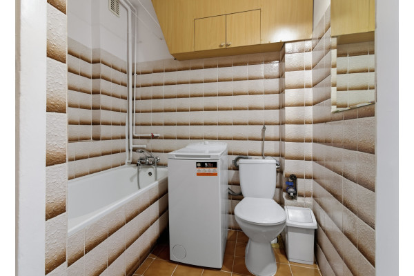 Krak&oacute;w, Nowa Huta, Albertyńskie, os. Albertyńskie, Nowa Huta os. Albertyńskie ⭐️2 pok. + kuchnia ⭐C.H. Nowe Czyżyny 500m.