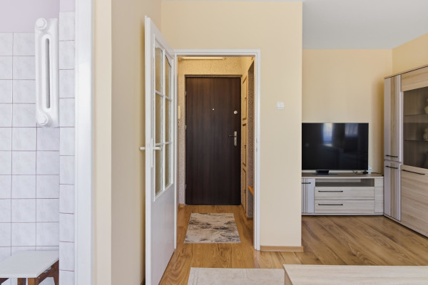 Krak&oacute;w, Nowa Huta, Albertyńskie, os. Albertyńskie, Nowa Huta os. Albertyńskie ⭐️2 pok. + kuchnia ⭐C.H. Nowe Czyżyny 500m.