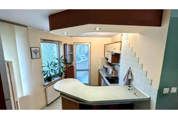 Krak&oacute;w, Śr&oacute;dmieście, Grzeg&oacute;rzki, Fabryczna, Grzeg&oacute;rzki Śr&oacute;mieście  Fabryczna  46 m2 / 2 pooje   / WInda / Nowe Bud