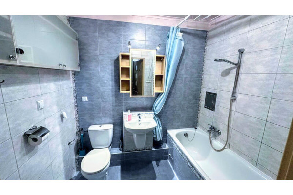 Krak&oacute;w, Śr&oacute;dmieście, Grzeg&oacute;rzki, Fabryczna, Grzeg&oacute;rzki Śr&oacute;mieście  Fabryczna  46 m2 / 2 pooje   / WInda / Nowe Bud