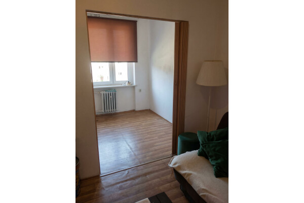 Bytom, Stroszek, pl. Powstańc&oacute;w Śląskich, Bytom Stroszek pl. Powstańc&oacute;w Śl. ⭐37 m2 // 1 pok&oacute;j + kuchnia !⭐