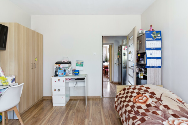 Krak&oacute;w, Nowa Huta, os. Słoneczne, Nowa Huta os. Słoneczne ⭐50,32m | 2 pok.  TRAMWAJ Struga 500m / Zalew