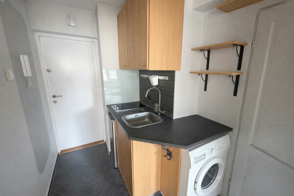 Warszawa, Śr&oacute;dmieście, Złota, Śr&oacute;dmieście Centrum Złota⭐️2 pok + balkon⭐️metro  CENTRUM  po remoncie