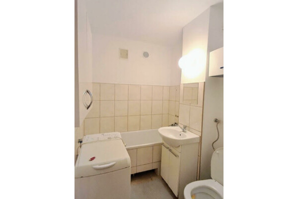 Krak&oacute;w, Podg&oacute;rze, Dębniki, Słomiana, Dębniki LUDWIN&Oacute;W Słomiana ⭐3 pokoje + balkon Do wejsćia TRAMWAJ 350m