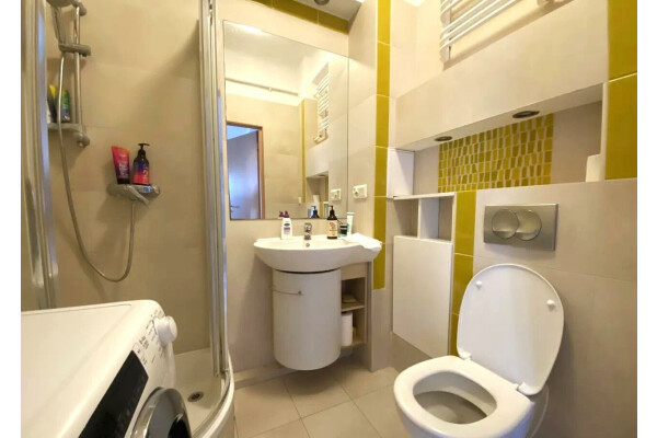 Warszawa, Śr&oacute;dmieście, Andersa, Warszawa  Śr&oacute;dmieście  ul. Andersa 40 m2  Kawalerka // BLISKO METRO