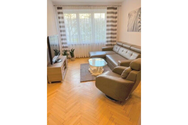 Katowice, Ligota, Zielonog&oacute;rska, Katowice Ligota  Zielonog&oacute;rska⭐️52,7m // 2pok.+ piwnica + DO WEJŚCIA
