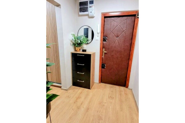 Warszawa, Targ&oacute;wek, Turmoncka, Targ&oacute;wek ul.Turmoncka⭐4 pokoje + balkon PARKING // Metro Br&oacute;dno 10min