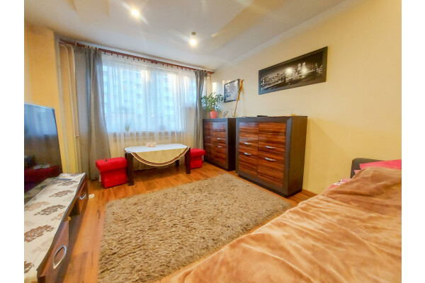 małopolskie, Krak&oacute;w, Mistrzejowice, os. Piast&oacute;w, Mistrzejowice os. Piast&oacute;w⭐3 pokoje + Balkon TRAMWAJ Piasta Kołodzieja