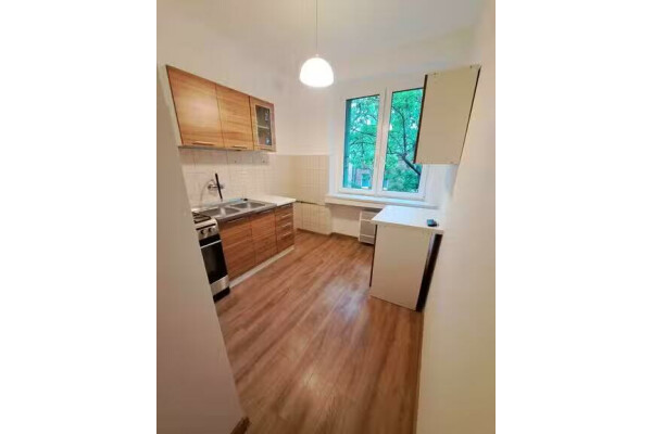 Zabrze, Centrum, Spokojna, Zabrze  Centrum Spokojna⭐ 33,2 m2 // 1 pok + kuchnia / Niski czynsz !