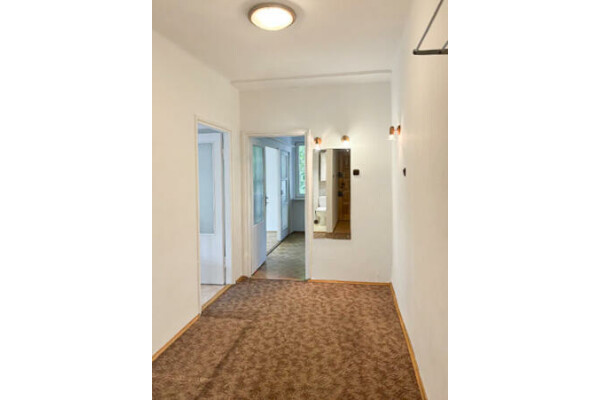 Krak&oacute;w, Nowa Huta, os. Handlowe, Nowa Huta os. Handlowe |2 pok / 57m2 +  balkon piwnica