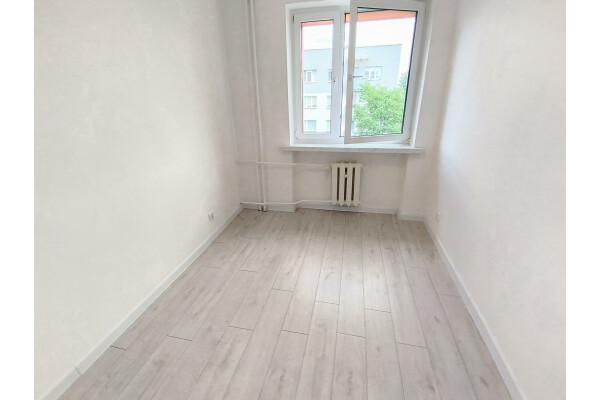 Sosnowiec, Juliusz, Obrońc&oacute;w Warszawy, Sosnowiec os. Juliusz ul. Obrońc&oacute;w Warszawy⭐40m2 / 2 pokoje + Balkon!