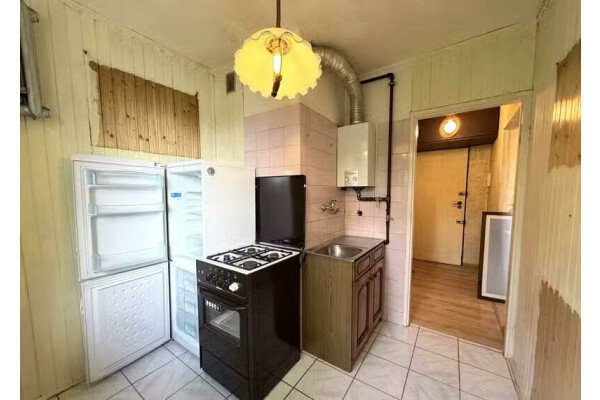 Chorz&oacute;w, Batory, Czempiela, Chorz&oacute;w Batory ul. Czempiela 42,5  m2 2 pokoje + kuchnia !