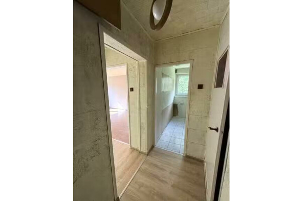 Chorz&oacute;w, Batory, Czempiela, Chorz&oacute;w Batory ul. Czempiela 42,5  m2 2 pokoje + kuchnia !