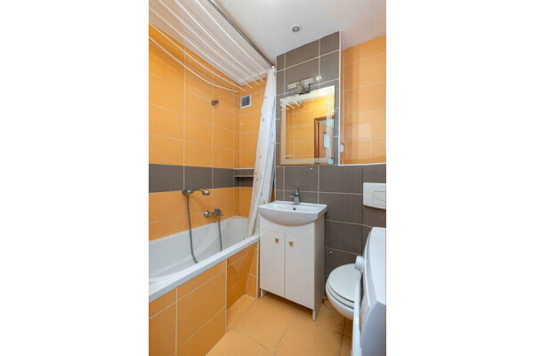 Warszawa, Targ&oacute;wek, Łojewska, Br&oacute;dno ul. Łojewska⭐️24 m&sup2; / 1 pok +  piwnica ⭐️metro Br&oacute;dno  M2 5 min