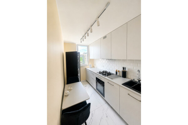 mazowieckie, Warszawa, Targ&oacute;wek, Krasnobrodzka, Targ&oacute;wek Br&oacute;dno ul. Krasnobrodzka ⭐46,7 m&sup2; / 2 pok /balkon/⭐Po remoncie!