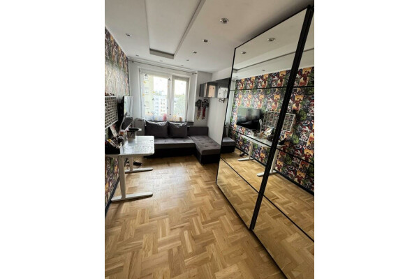 Katowice, J&oacute;zefowiec, J&oacute;zefowska, Wełnowiec / J&oacute;zefowiec  J&oacute;zefowska ⭐63 m 2/3 pok+balkon / Do Wejścia