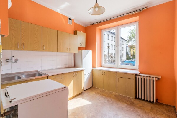 Krak&oacute;w, Nowa Huta, os. Na Skarpie, Nowa Huta os. Na Skarpie⭐2 pok. + duża kuchnia⭐TRAMWAJ / Park - 4 min
