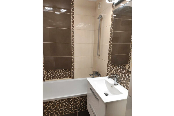 Warszawa, Bielany, Pabla Nerudy, Bielany Chomicz&oacute;wka Nerudy⭐️65 m2//3 pok + balkon /po remomcie TRAMWAJ