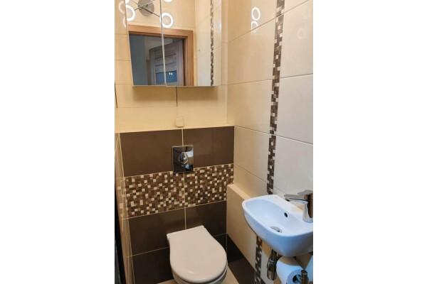 Warszawa, Bielany, Pabla Nerudy, Bielany Chomicz&oacute;wka Nerudy⭐️65 m2//3 pok + balkon /po remomcie TRAMWAJ