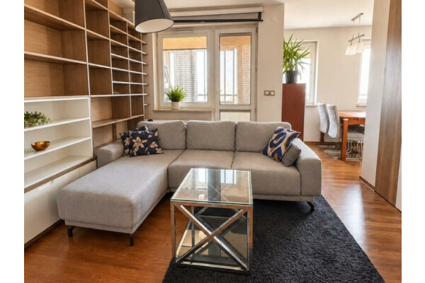 Warszawa, Praga-Południe, Ostrobramska, Gocław ul.  Ostrobramska ⭐️60 m2/2 pokoje/loggia ⭐️Basen/Parking