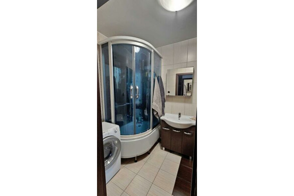 Sosnowiec, Zag&oacute;rze, Bohater&oacute;w Monte Cassino, Sosnowiec Zag&oacute;rze ul. Bohater&oacute;w Monte Cassino 33m2