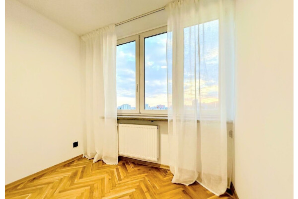 Warszawa, Śr&oacute;dmieście, Nowogrodzka, Śr&oacute;dmieście  Nowogrodzka⭐36,6m2 /2 pok /autobus / Do Wejścia LUX Winda